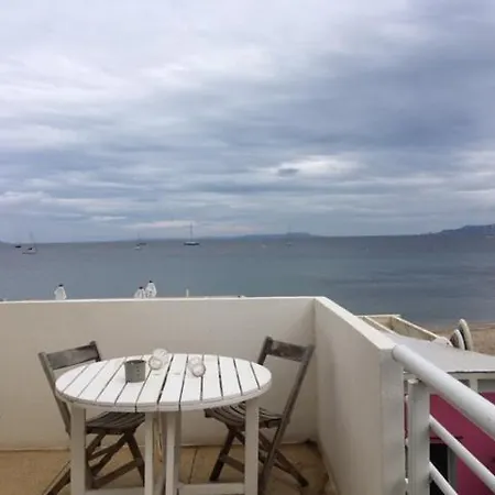 Lido Отель Йер